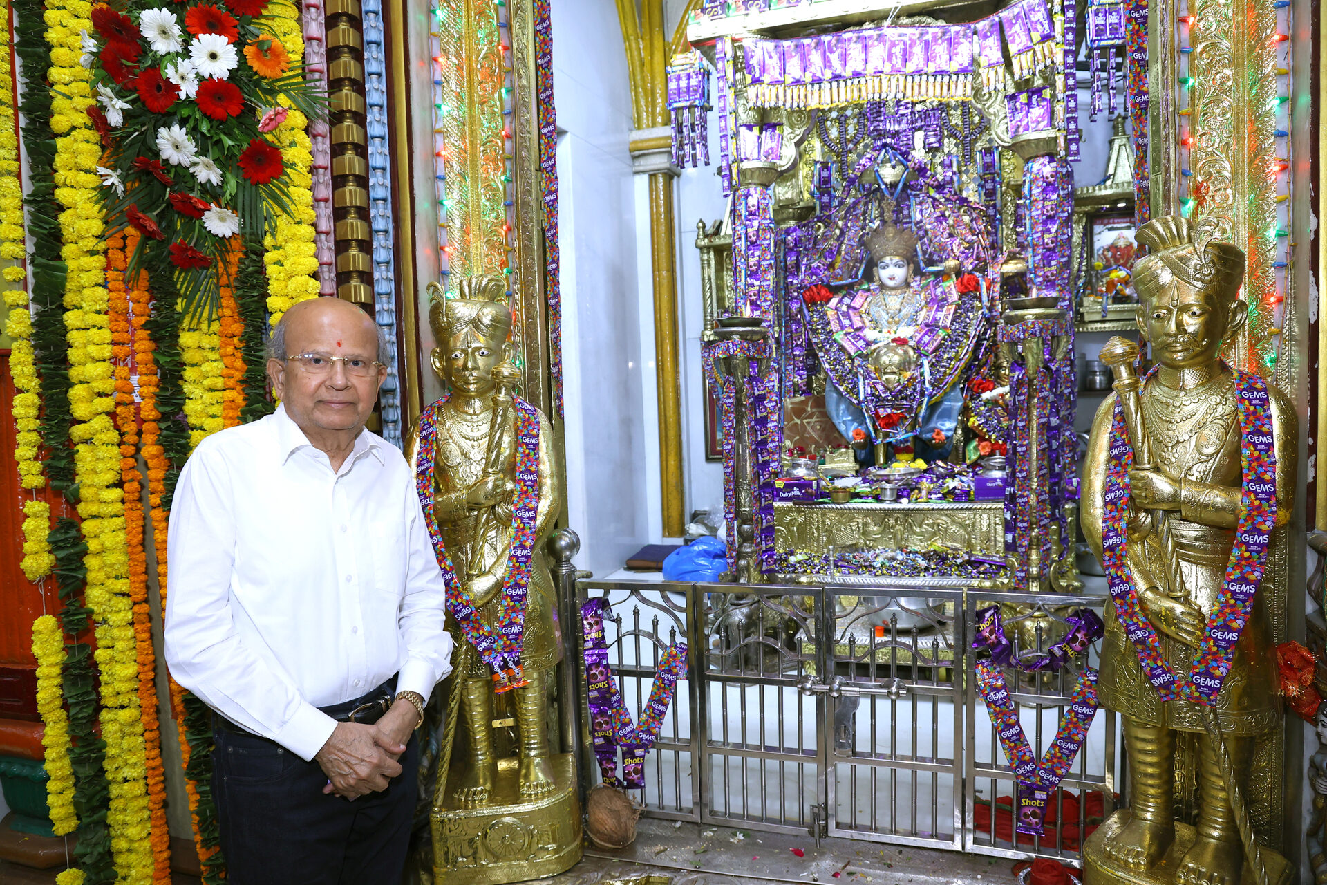 Visiting Devotees